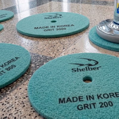 Diamond Burnishing Pad 17″ – High‑Gloss Floor Maintenance Pad