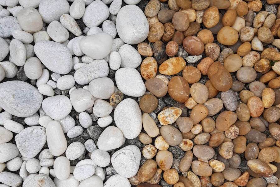 sorted white and brown pebbles